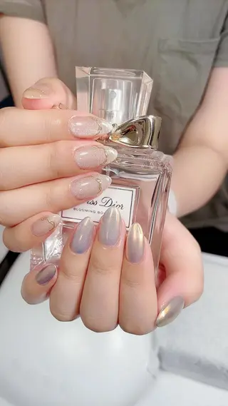 ミディアム カラー ネイル Petite Cannelle所属・Petite Cannelleのネイルデザイン