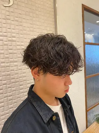 ミディアム パーマ メンズ 新宿メンズパーマ ヨモギダのヘアスタイル