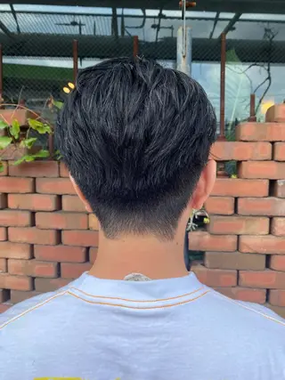 ショート auRa  【大宮】 上形 龍也のヘアスタイル