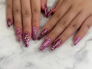 ネイル Regene ARAKIのネイルデザイン