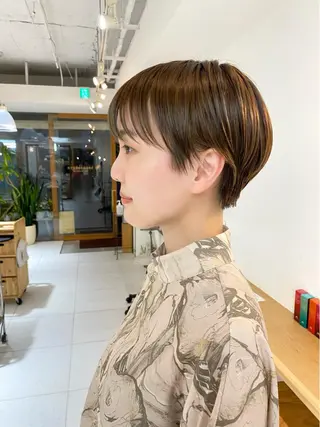ショート カラー 安永 涼のヘアスタイル
