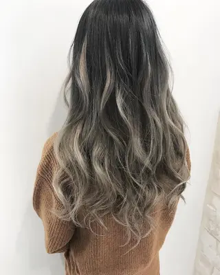 ロング カラー grow恵比寿【グロウ】髪質改善/ハイライト/ブリーチ/レイヤーカット所属・奥野 貴史　代表　レイヤーのヘアスタイル