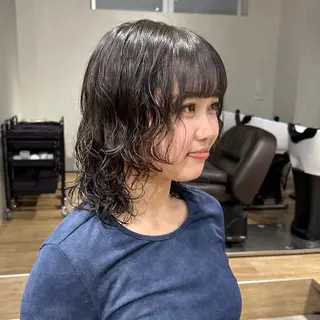 ミディアム カラー パーマ 🫧もも🫧 /メンズ〜レディースのヘアスタイル