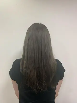 カラー ソシエ錦糸町店所属・宮下 真奈のヘアスタイル