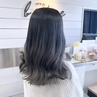 ロング カラー three若林 那津のヘアスタイル