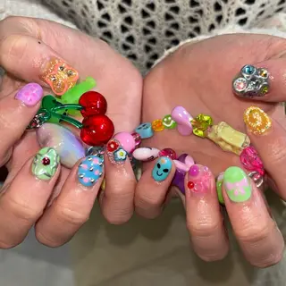 ネイル ニコネイル下北沢店所属・miyu ˚ ༘ ೀのネイルデザイン