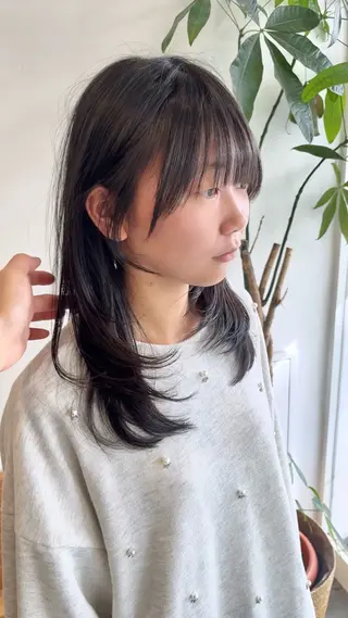 ミディアム 大西 れいやのヘアスタイル