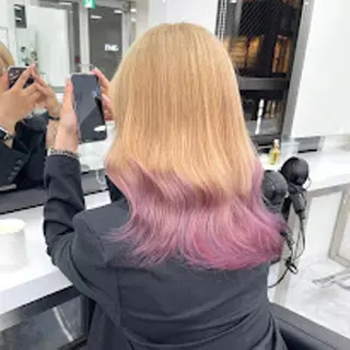 カラー 🪞［公式］ UNITED横浜🪞のヘアスタイル