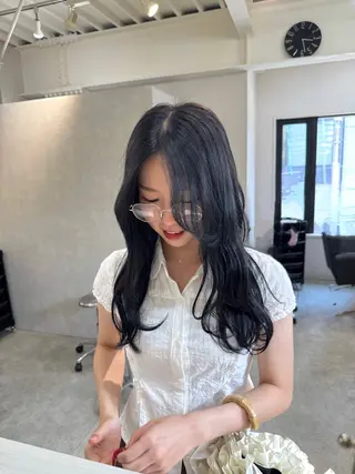 ロング reira/堀江/ レイヤーカットのヘアスタイル