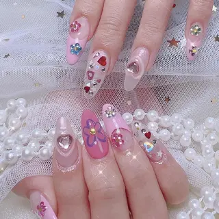 ネイル 櫻井 ナナのネイルデザイン