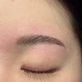 アイブロウ 𝐫𝐚𝐢 𝐧𝐚𝐢𝐥の眉毛・アイブロウイメージ