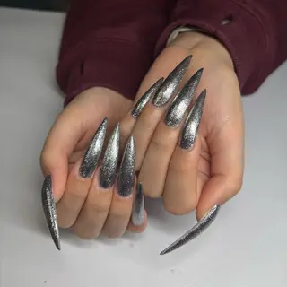 ネイル IROHA NAIL 長谷川唯惺のネイルデザイン