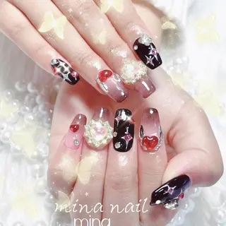 ネイル 🎀まゆ 🪽🐾のネイルデザイン