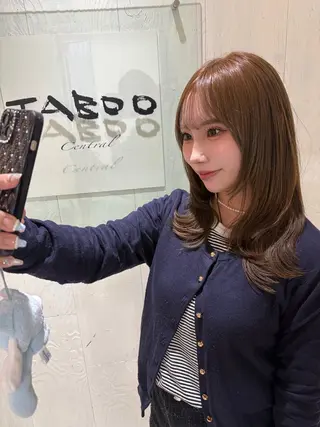 ミディアム カラー ブリーチなしWカラー レイヤー/Rickyのヘアスタイル