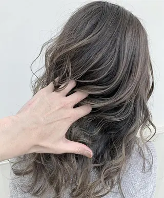 ロング カラー N° jillva ♦️川端裕司♦️のヘアスタイル