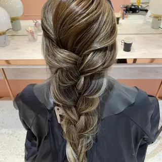 ロング カラー パーマ ヘアアレンジ メンズ キッズ ネイル マツエク・マツパ nameless髪質 改善ブリーチ心斎橋のヘアスタイル