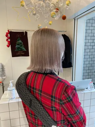 ミディアム カラー Koto🌿 ブリーチなしカラーのヘアスタイル