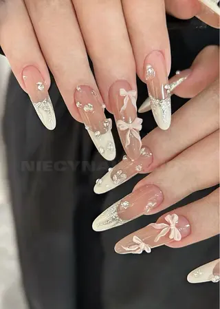 ネイル EMI ANA.CHUOのネイルデザイン