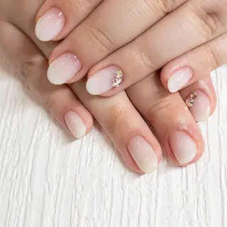 ネイル rokunana 佐野のネイルデザイン