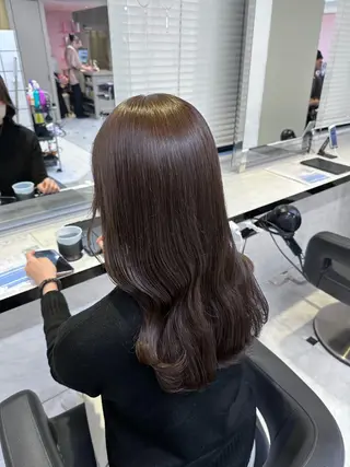 ロング EMIL/上野駅近 /ブリーチ縮毛矯正のヘアスタイル
