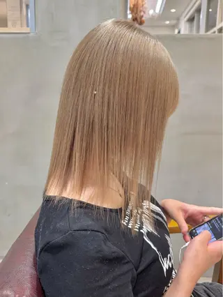 ミディアム カラー ほの カラー特化/ ブリーチ/ボブのヘアスタイル