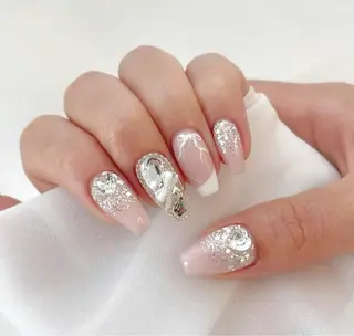 ネイル Lina nail所属・Lunaa 池袋のネイルデザイン