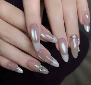 ネイル Oomiya 服部のネイルデザイン