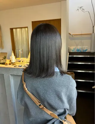 ミディアム カラー lapis / soraのヘアスタイル