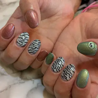 ネイル ジェヌインネイル 河内のネイルデザイン