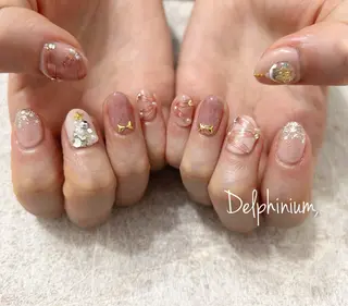 ネイル 岡本 友恵のネイルデザイン