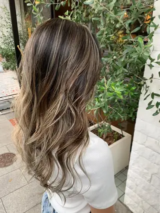 ロング 中谷 明日香のヘアスタイル