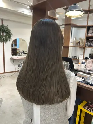ロング カラー 透明感カラー🪽 mioのヘアスタイル