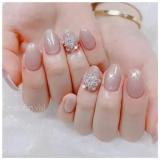 ネイル ＶＩＶＩ nailsalonのネイルデザイン