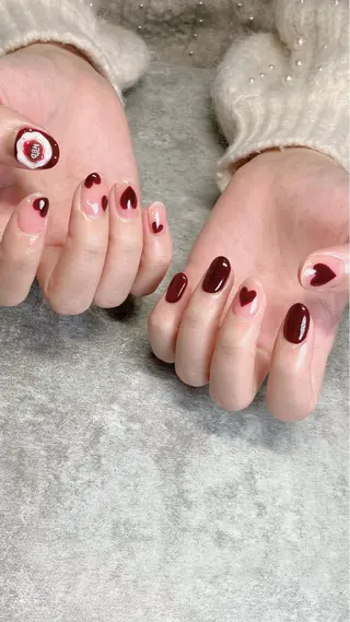 ネイル haleyume所属・shino🌟 痛ネイルのネイルデザイン