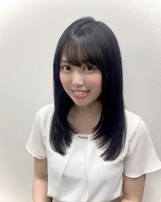 セミロング BOND TOKYO所属・🌈似合わせカラー 🎀 MIO🌈のヘアスタイル