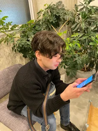 ショート メンズパーマ/ダウン パーマ/十文字玲音のヘアスタイル