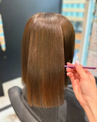 ロング Mio|ぱつっとボブ |髪質改善ストレートのヘアスタイル