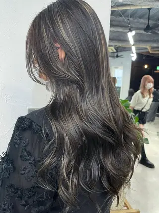 ロング カラー 🧸艶々韓国ヘア 🧁mizunaのヘアスタイル