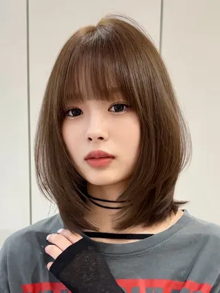 ミディアム かえ🩶韓国ボブ🎀 透明感カラー🥣のヘアスタイル