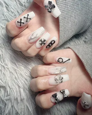 ネイル シェヌネイル JURAのネイルデザイン