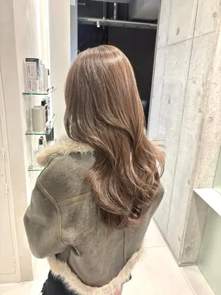 ロング カラー 透明感カラー・レイヤ ー🎀amika🎀のヘアスタイル