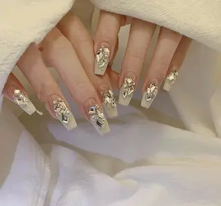 ネイル Cutil Nailsalon所属・Cutil. Nail🌈のネイルデザイン