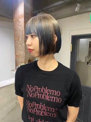 ショート カラー mio ／ハイトーンのヘアスタイル
