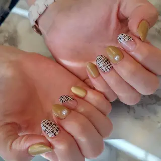 ネイル ジェヌインネイル 河内のネイルデザイン