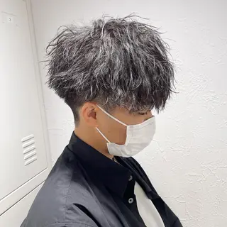 ショート カラー パーマ ヘアアレンジ メンズ キッズ ネイル マツエク・マツパ スパイキー/フェザー /波巻き/かいとのヘアスタイル