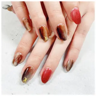 ネイル ＶＩＶＩ nailsalonのネイルデザイン