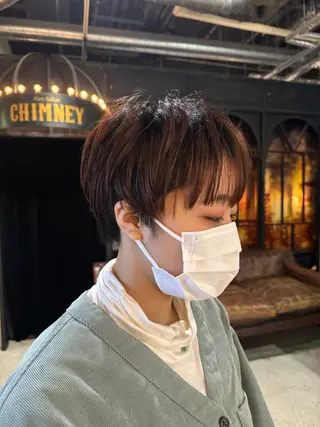 ショート NORA Journey所属・ブリーチカラー/ブロ ンドレイヤーカットのヘアスタイル