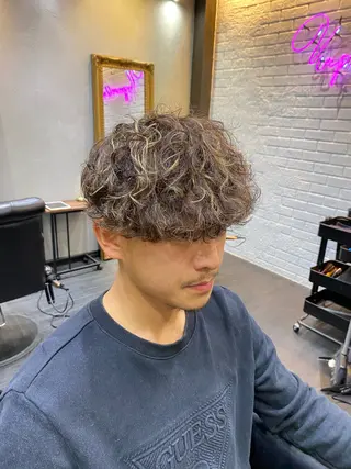 ショート カラー パーマ ヘアアレンジ メンズ キッズ HairSignature所属・ブリーチ指名神戸 No.1美容師RENのヘアスタイル