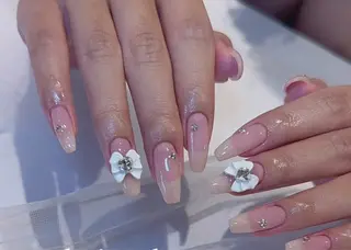 ネイル Lyna 池袋のネイルデザイン