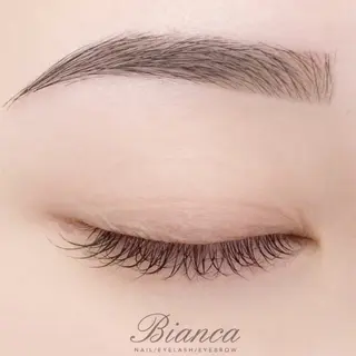 アイブロウ Bianca新宿 🩵ISHIKAWAのマツエク・マツパデザイン